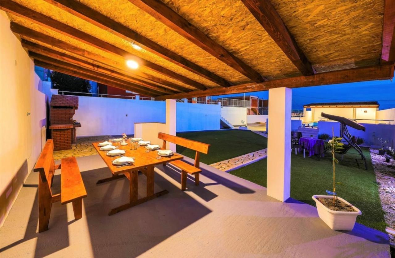 Villa Ana Kaštel Sućurac Εξωτερικό φωτογραφία